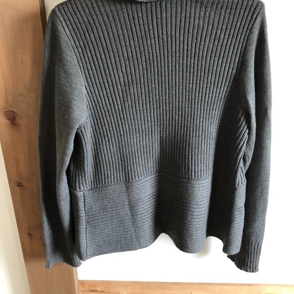 knit jacket - Picture 3 of 3